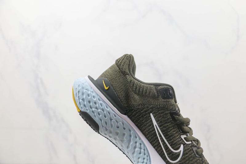 Nike Air ZoomX Invincible Run FK