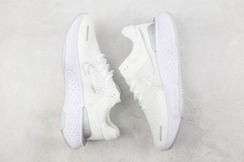 Nike Air ZoomX Invincible Run FK