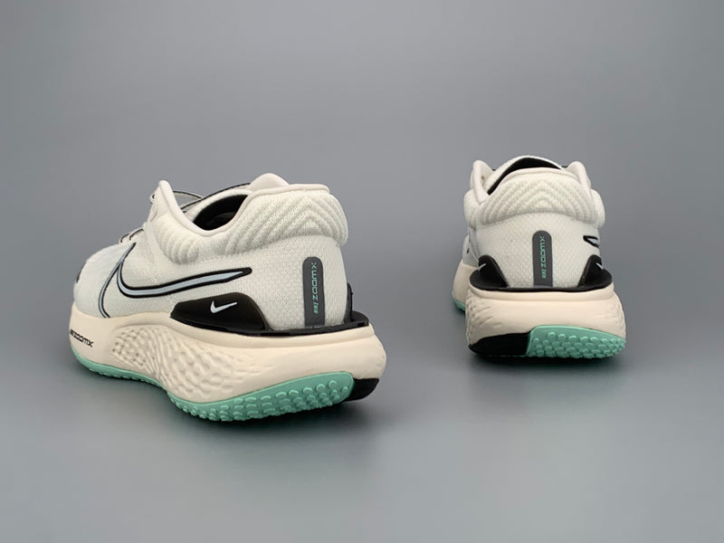 Nike Air ZoomX Invincible Run FK