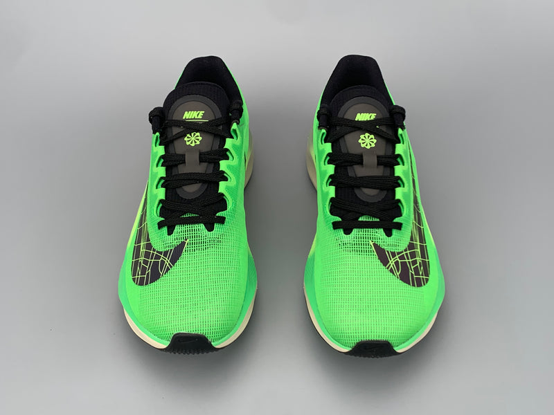 Nike Air ZoomX Fly 5