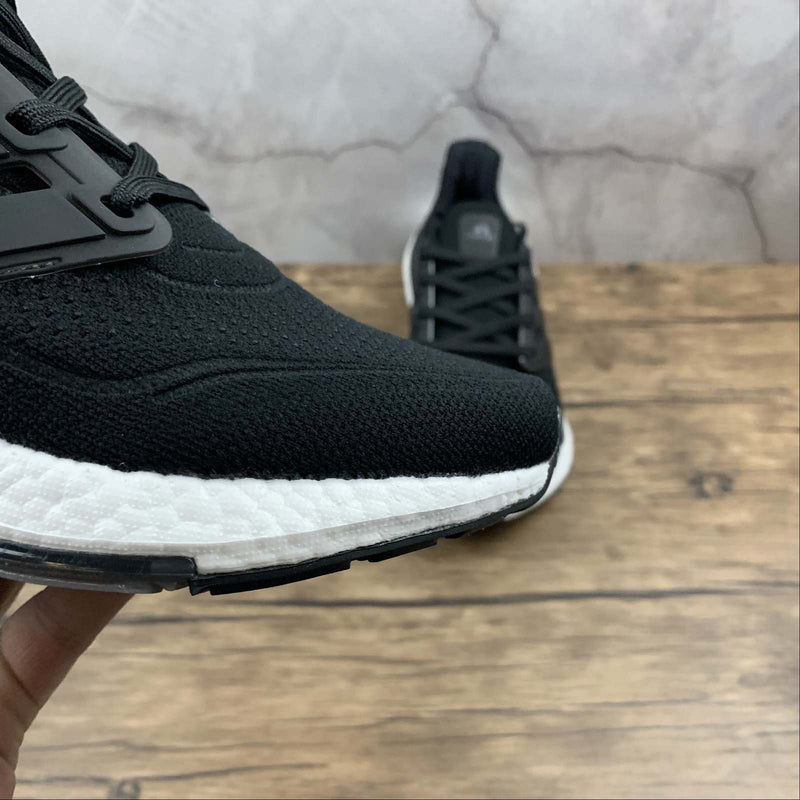 adidas ultraboost 21