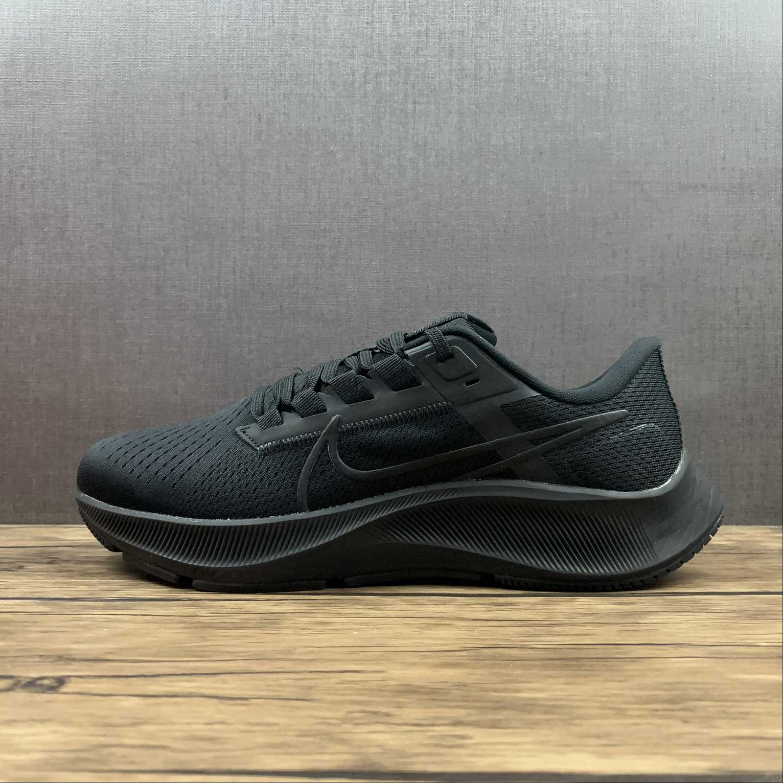 Nike Air Zoom Pegaso 38