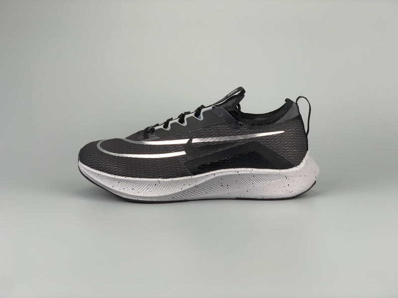 Nike Air Zoom Fly 4