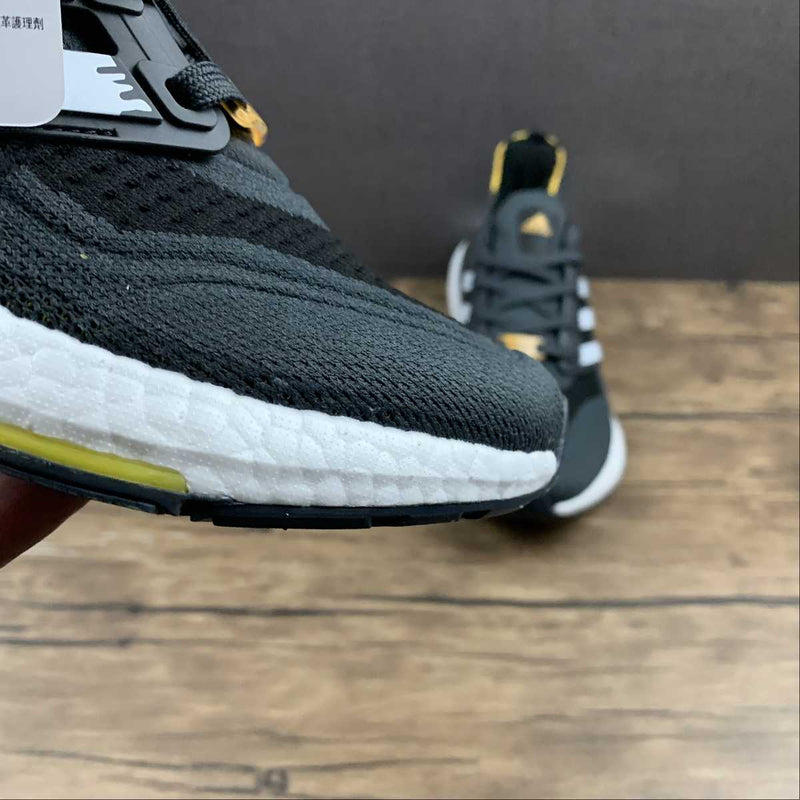 adidas ultraboost 21