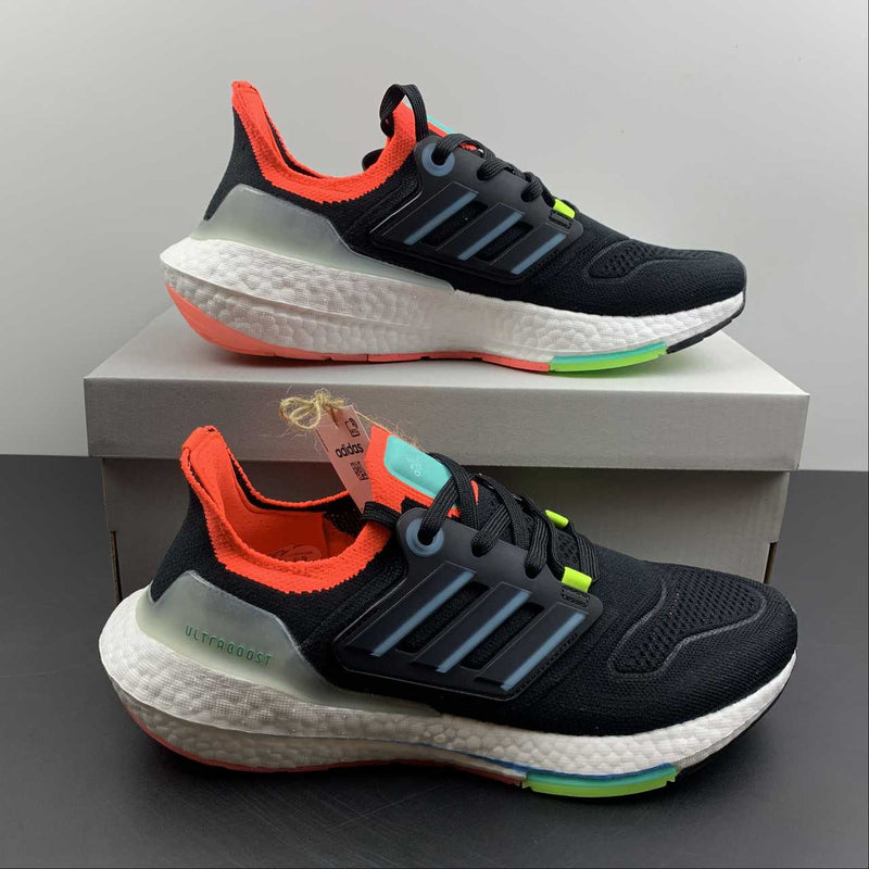 Adidas Ultraboost 22