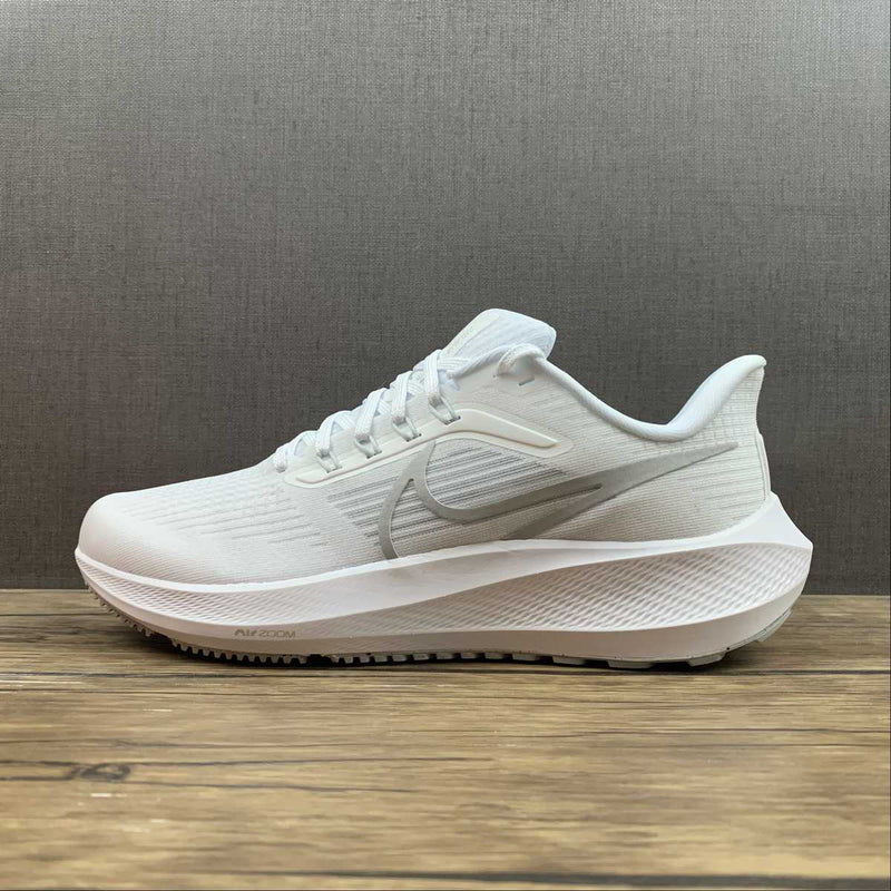 Nike Air Zoom Pegaso 39 