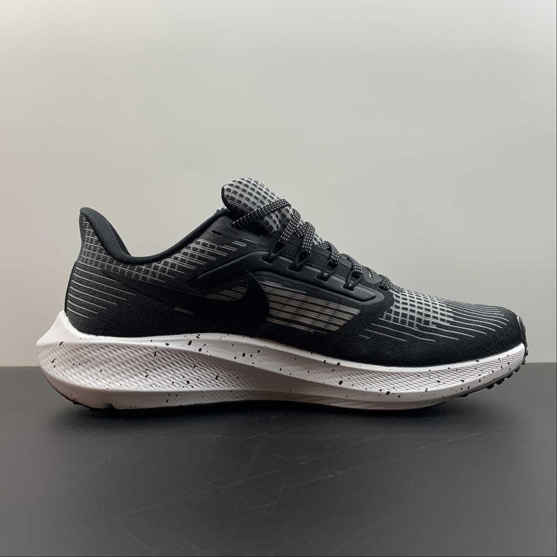 Nike Air Zoom Pegaso 39 