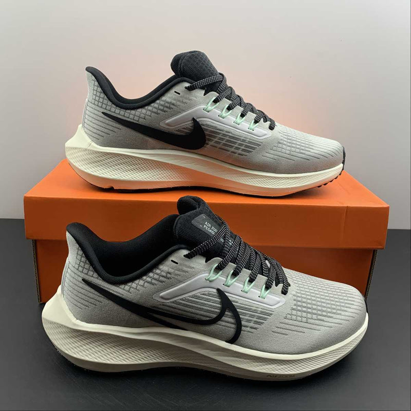 Nike zoom store grey and orange