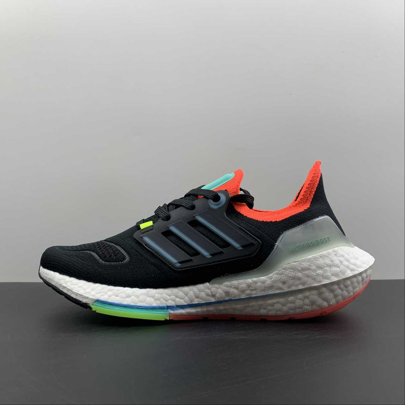 Adidas Ultraboost 22