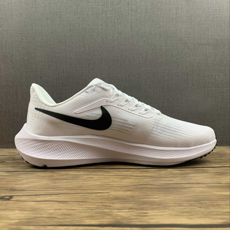 Nike Air Zoom Pegaso 39 