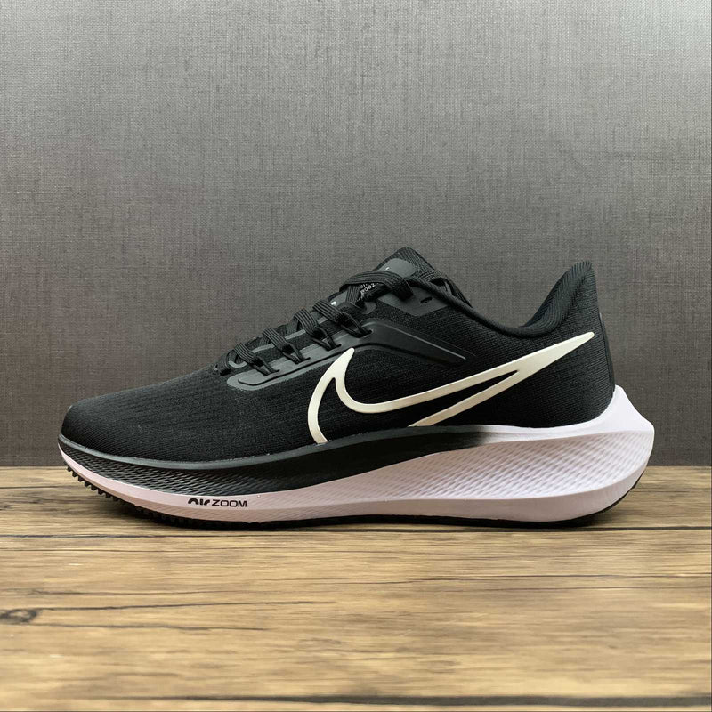 Nike Air Zoom Pegaso 39 